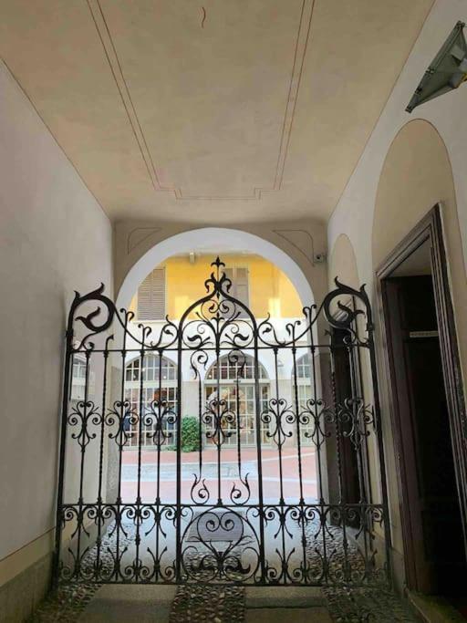 מילאנו La Casa Alle Colonne - Navigliapartments מראה חיצוני תמונה